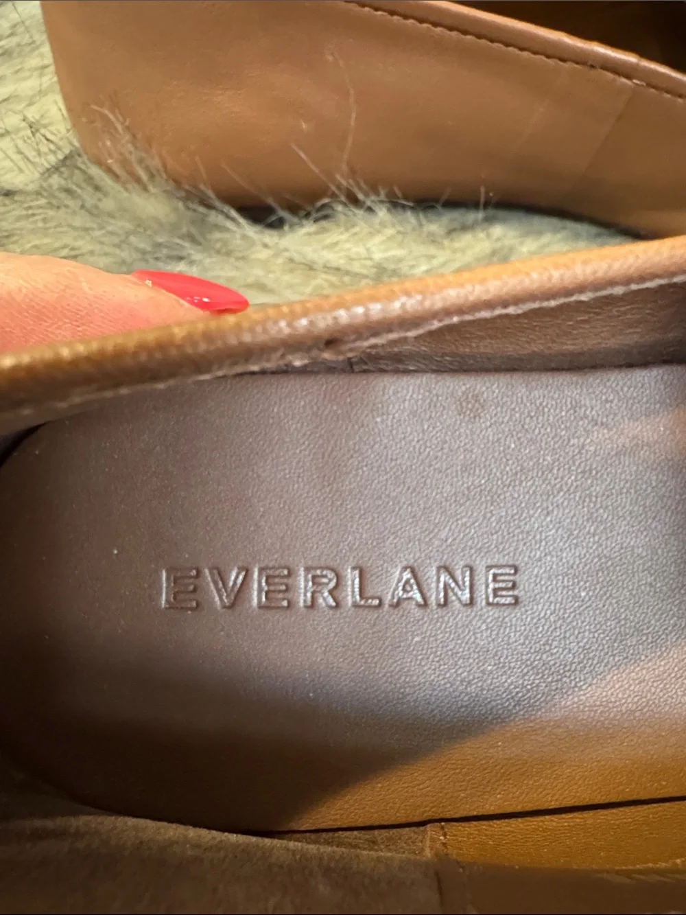 Everlane Women's Leather Slip-On Loafers in Tan-Brown Size 8